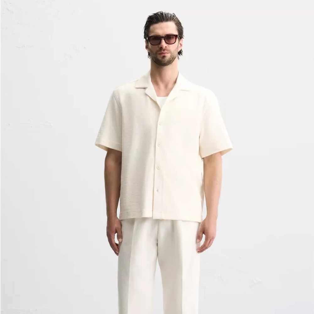 Zara Men's Off-White Casual Button Down Shirt